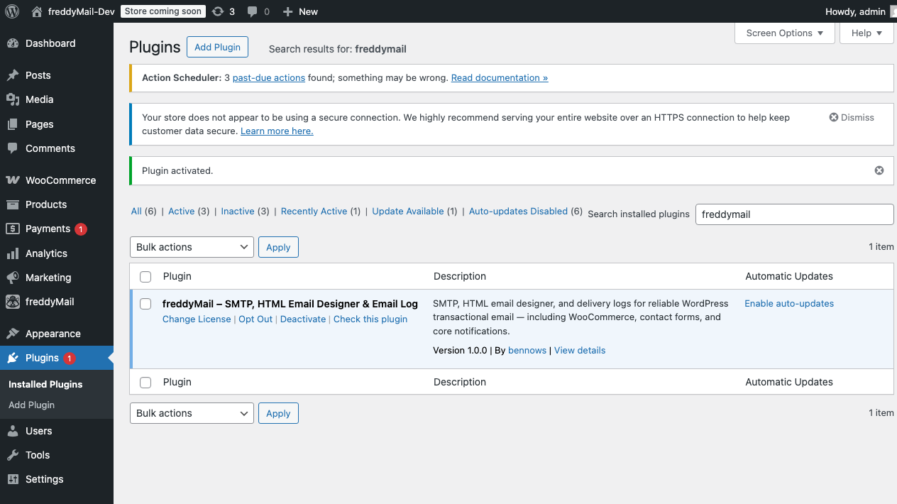 WordPress-Admin mit grüner Aktivierungs-Notice für FreddyMail